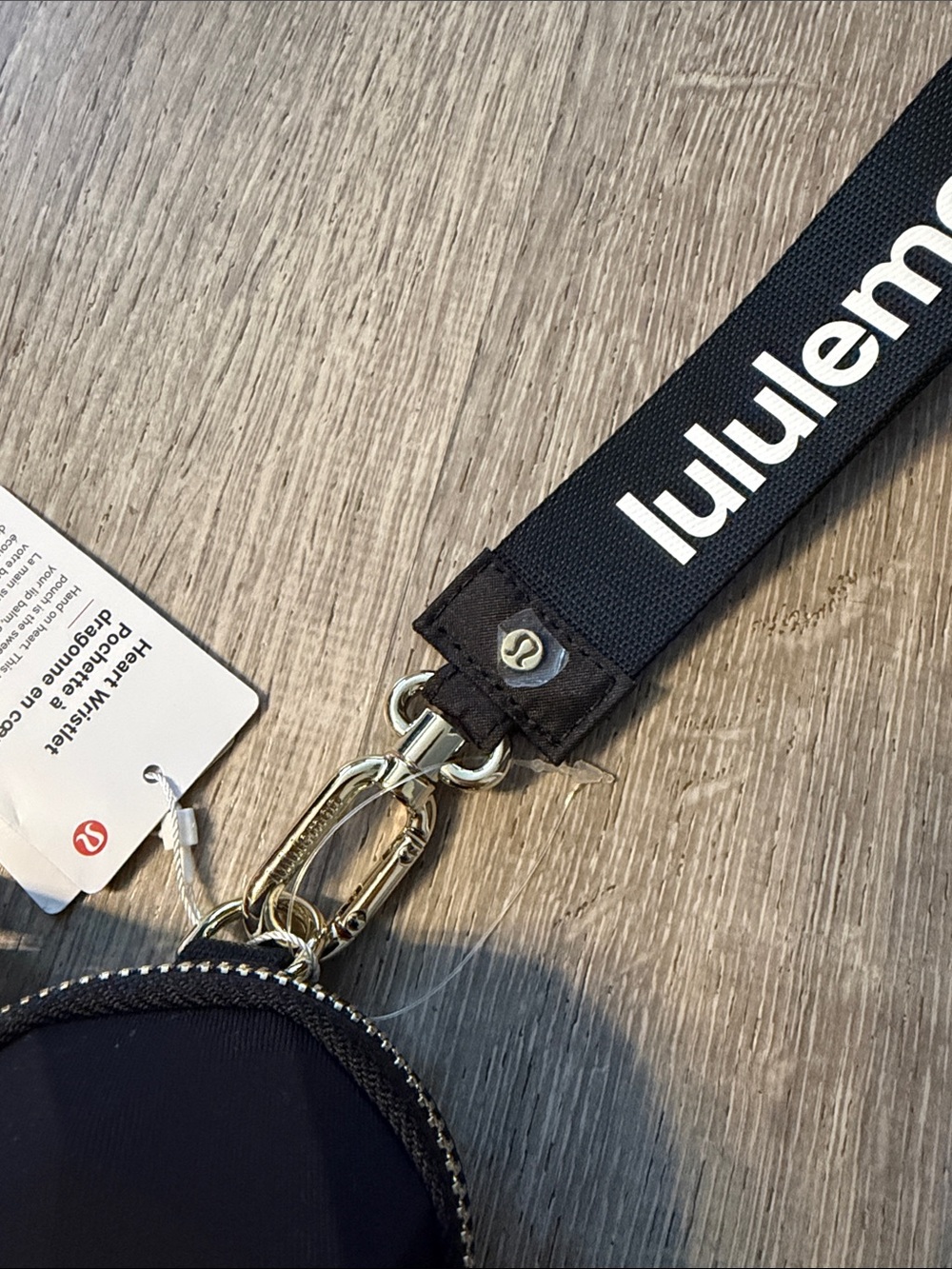 lululemon athletica Black Heart Wristlet Key & Card Holder SOLD OUT LIMITED ED - Picture 2 of 3